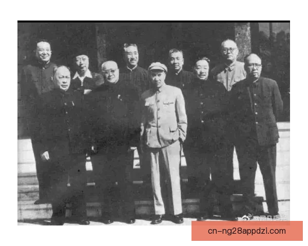 连换五人仍惨败老帅怒批全队将 连换五人仍惨败老帅怒批全队将