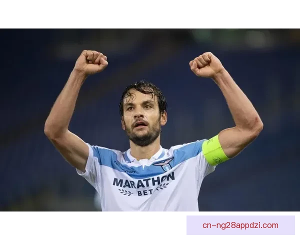 埃尔纳内斯直播怒斥巴斯托尼